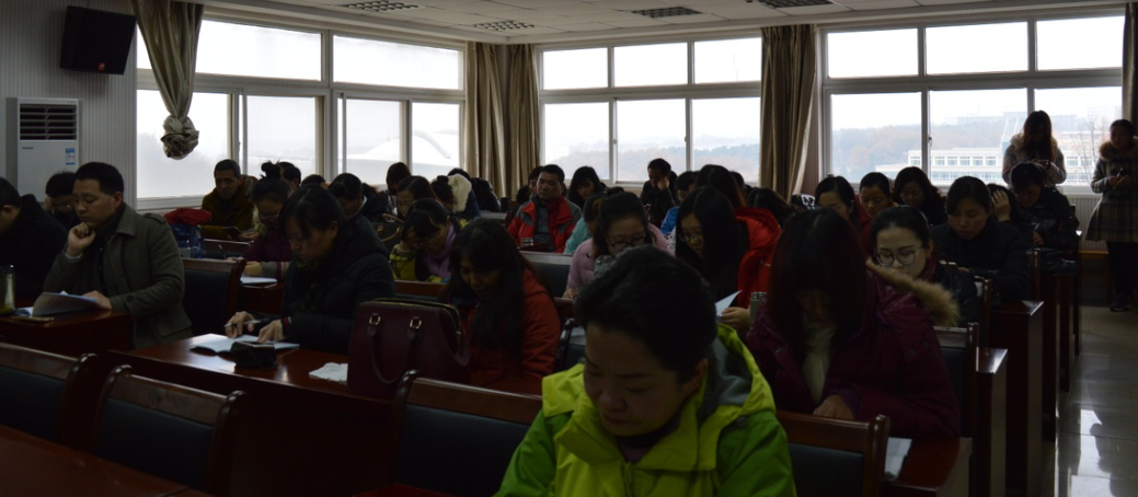 新葡的京集团8814开展学习党的十八届六中全会精神系列活动