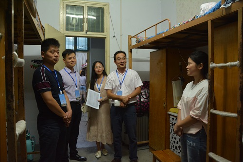 新葡的京集团88142018级新生迎新工作圆满完成
