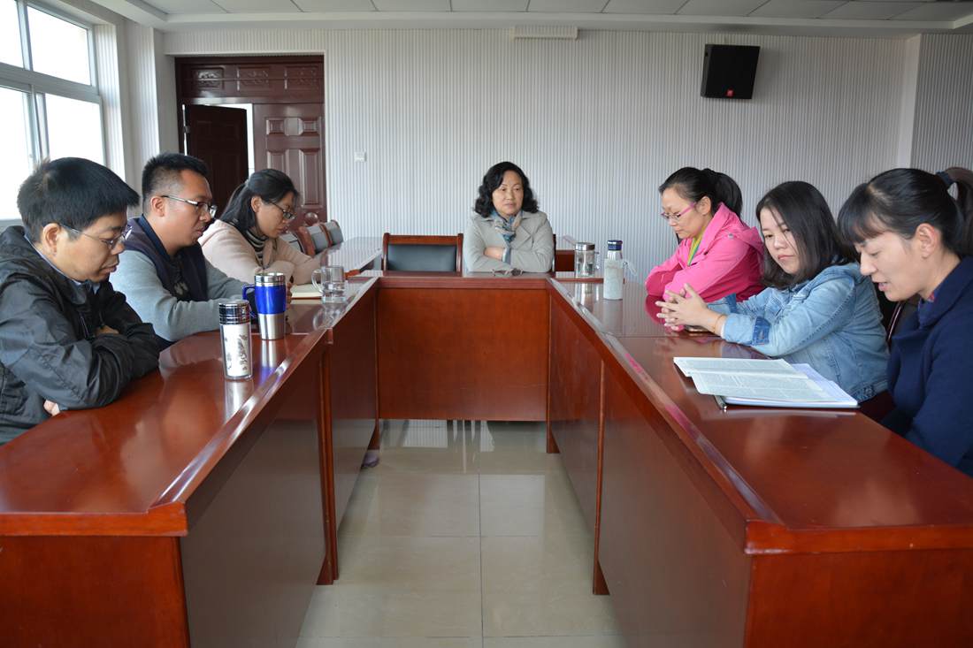  新葡的京集团8814教工党员开展学习十九大精神专题活动