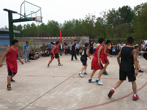 新葡的京集团8814男篮再战“谭山杯”篮球赛
